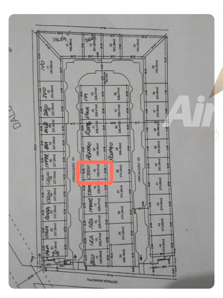 Terreno em condomínio fechado!